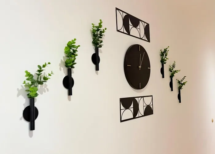 Center The Quiet Luxury 7 Апартаменты *