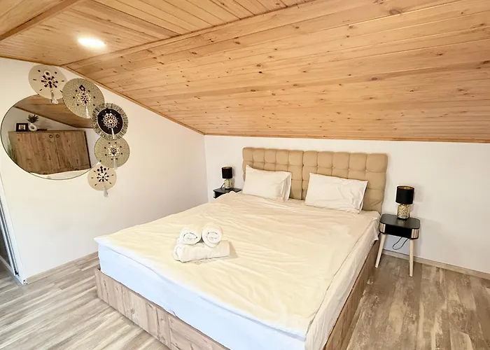 Center The Quiet Luxury 7 Апартаменты Пловдив